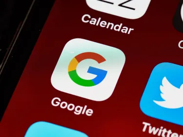 Google search icon on a cell phone.